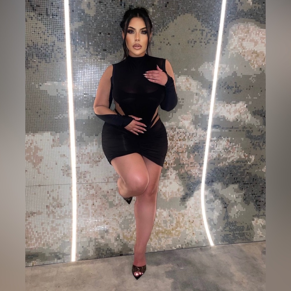 Mugler mesh and jersey-paneled minidress. Black. Size FR 44/XL.